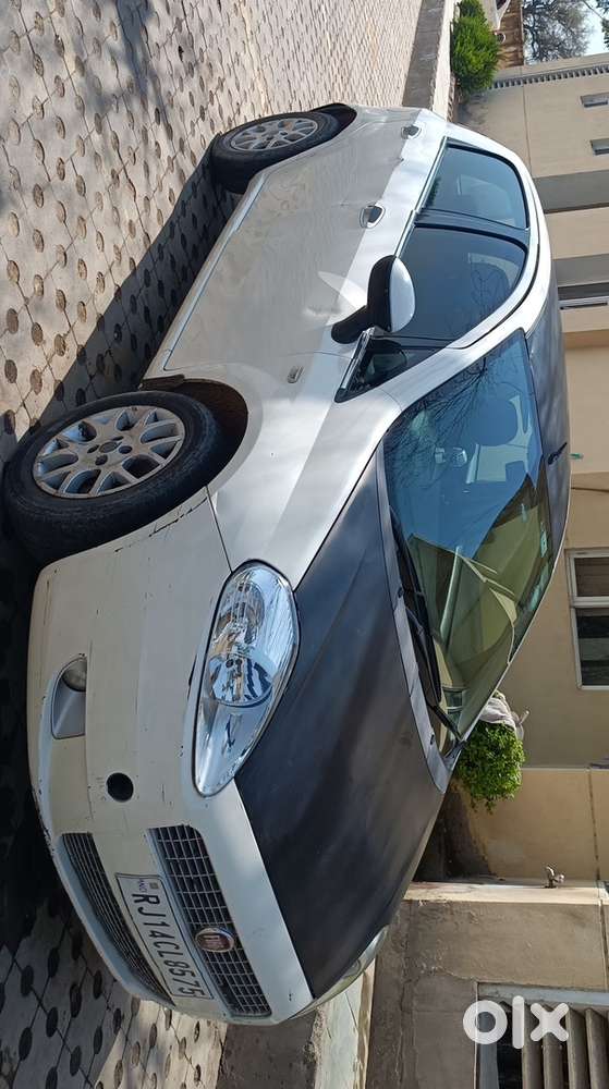 Fiat Punto Emotion 1.3 Diesel Engine