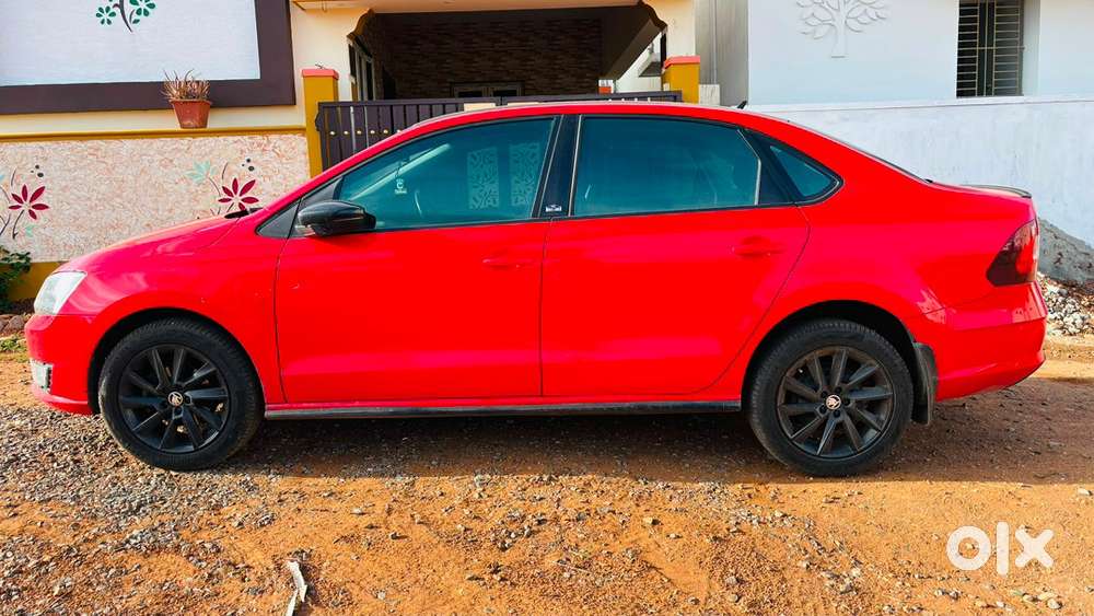 Skoda Rapid Monte Carlo 1.0 At 2021