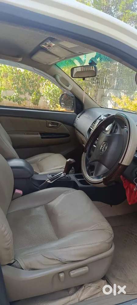 Toyota Fortuner 2014 Legender Variant, Selling Because Of Family Reloc