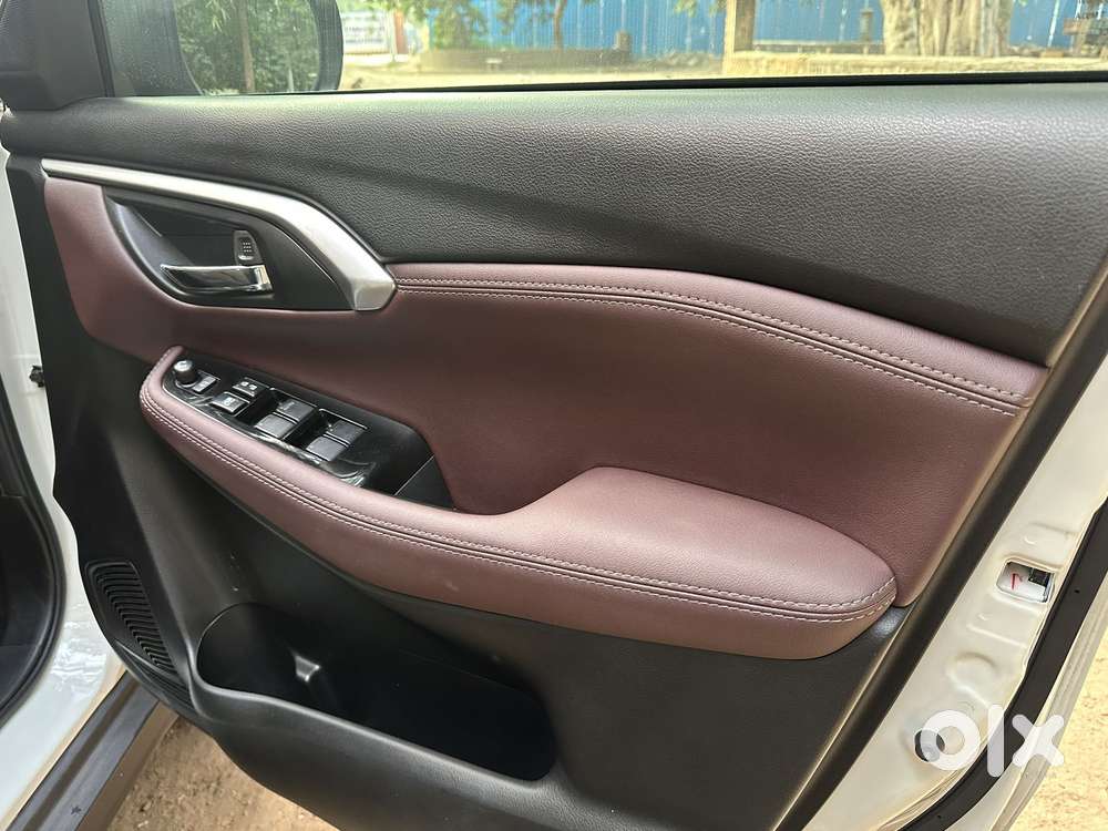 Maruti Suzuki Grand Vitara 1.5 Alpha Smart Hybrid At, 2025, Petrol