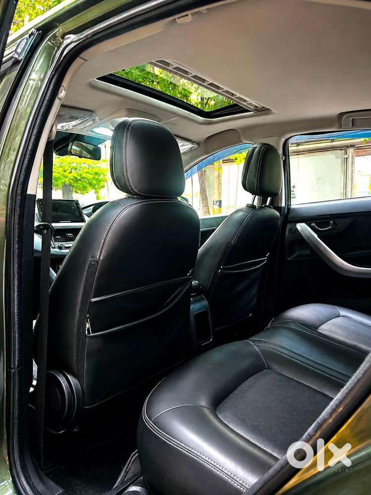 Tata Nexon, 2022, Petrol