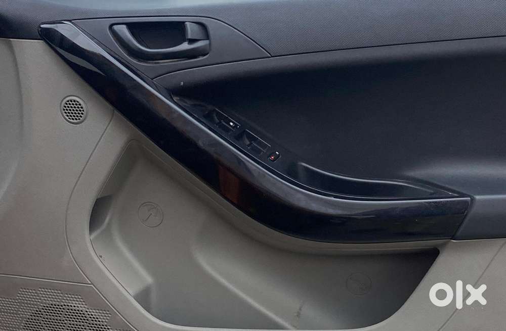 Tata Nexon 1.2 Revotron Xma, 2019, Petrol