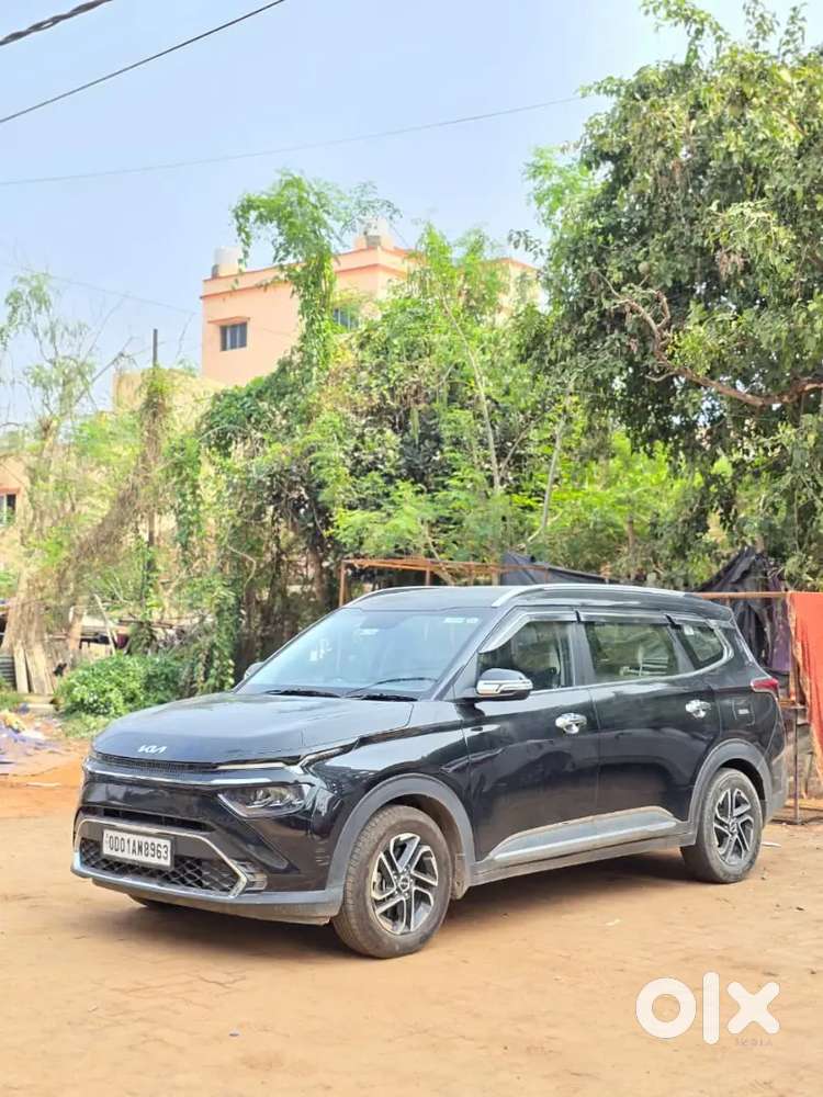 Kia Carens 2022 Petrol Good Condition