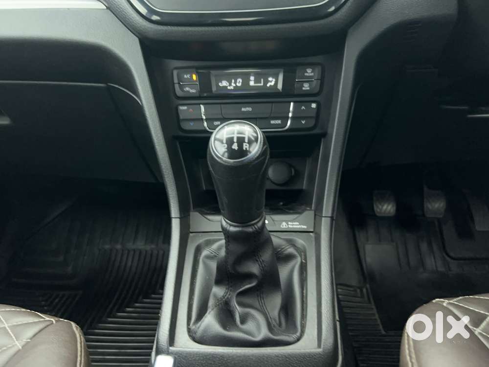 Toyota Urban Cruiser 1.5 High Grade Mt, 2022, Petrol