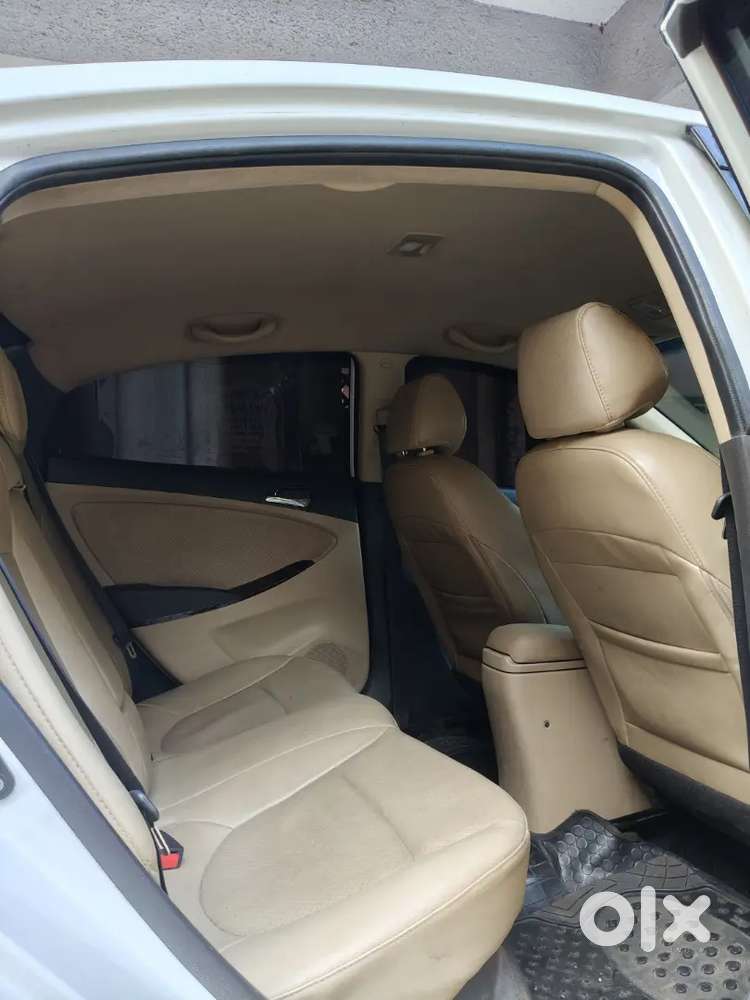 Verna Petrol 2011