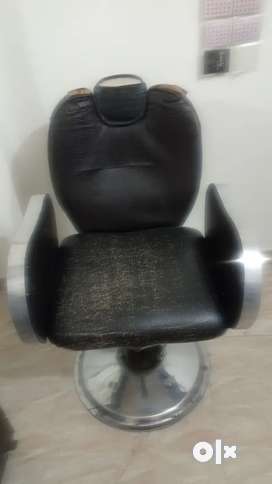 Olx beauty parlour chair near 2024 me