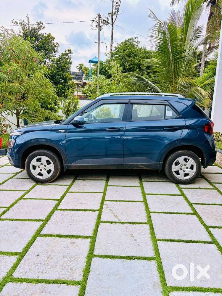 Hyundai Venue S Mt 1.2 Kappa, 2022, Petrol