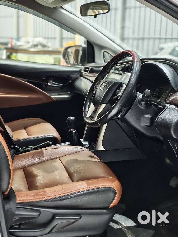 Toyota Innova Crysta 2.4 Vx Mt 8s, 2019, Diesel