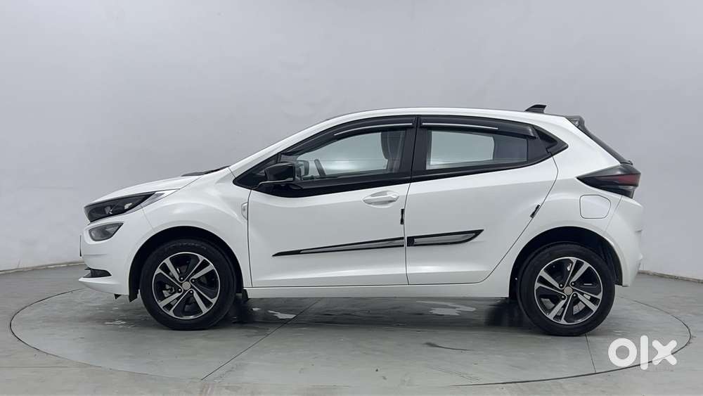 Tata Altroz Xza Plus (s), 2024, Petrol