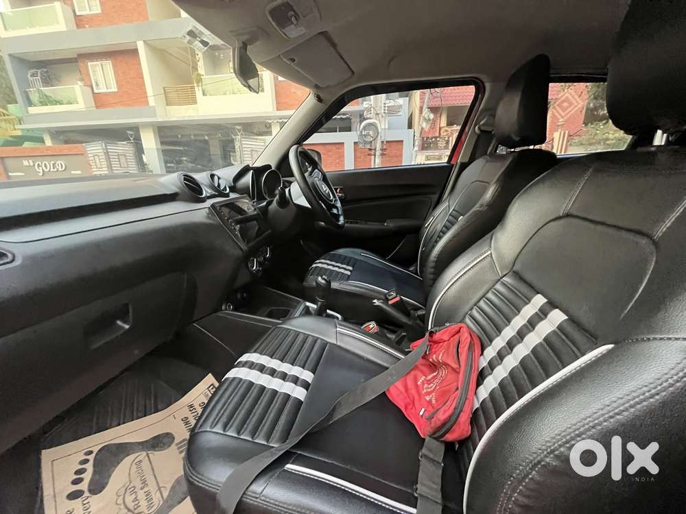 Maruti Suzuki Swift Vxi + Manual, 2022, Petrol