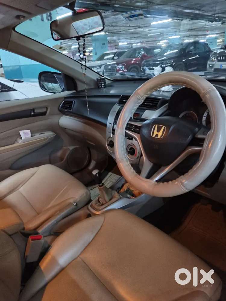 Honda City Petrol Manual 2009 104000 Km Driven