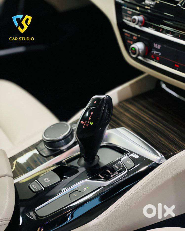 Bmw 5 Series 2.0 520i Luxury Line, 2017