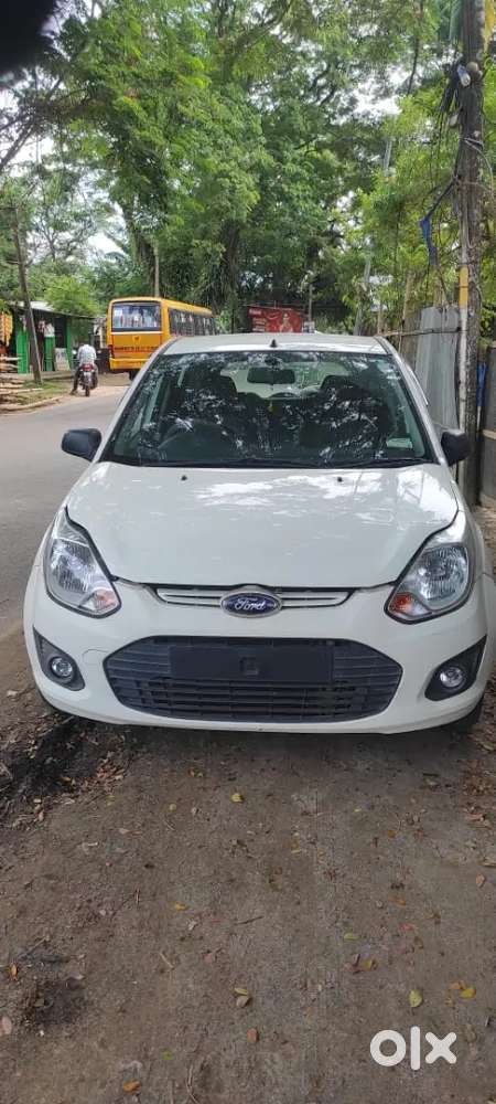Ford Figo 1.2 Trend 2013