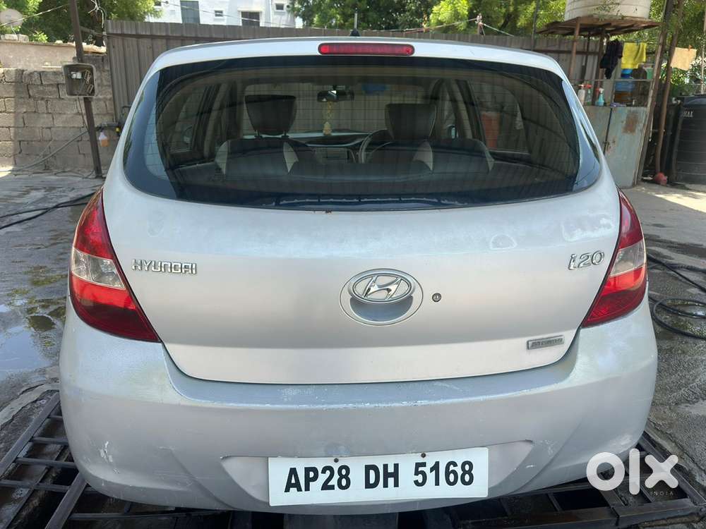 Hyundai I20 Magna Petrol 2011