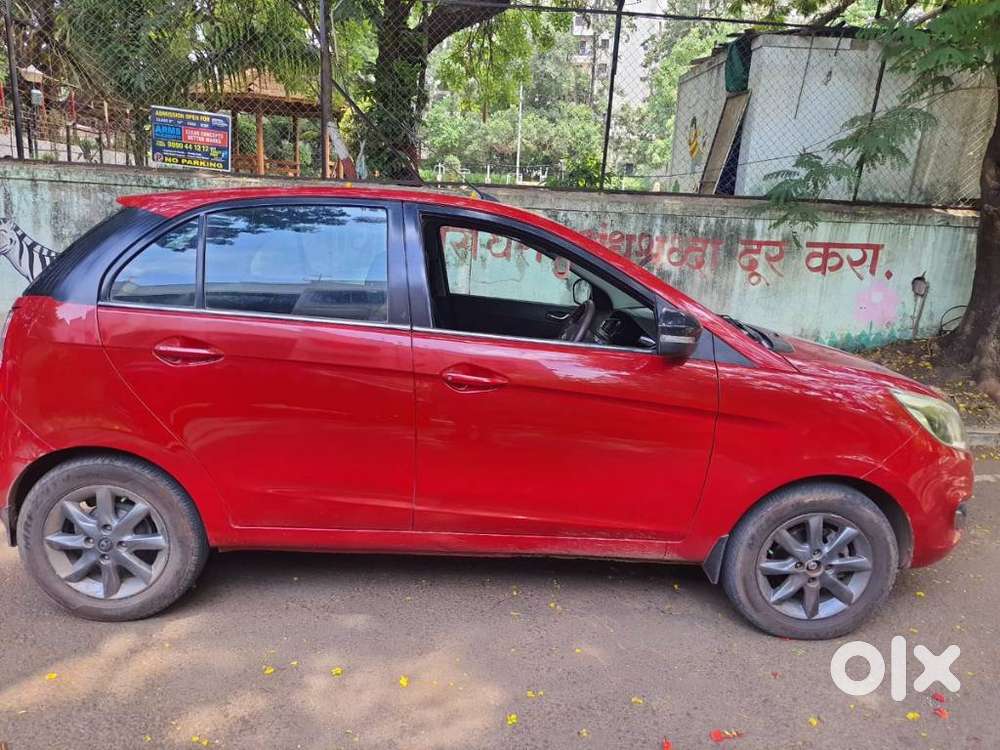 Tata Bolt Revotron Xt, 2015, Petrol