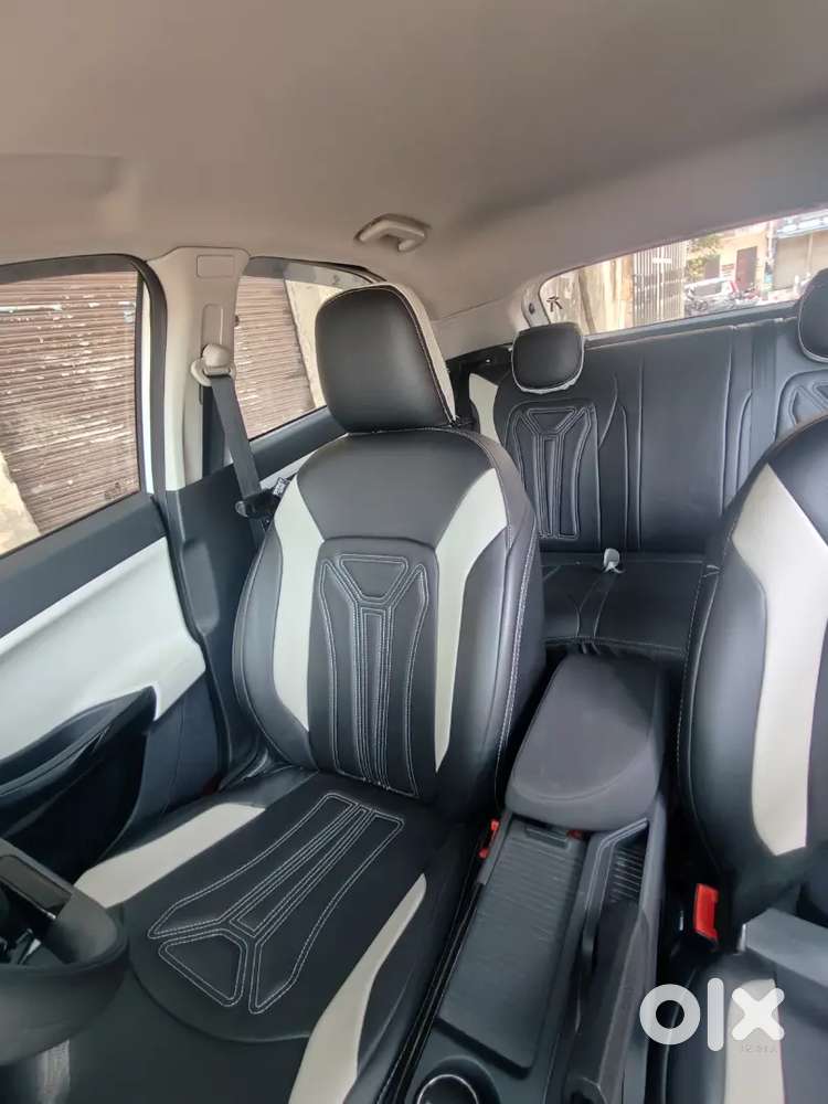 Tata Nexon 2025 Petrol 7000 Km Driven