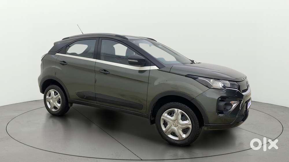 Tata Nexon 1.5 Revotorq Xma Amt (s), 2022, Petrol