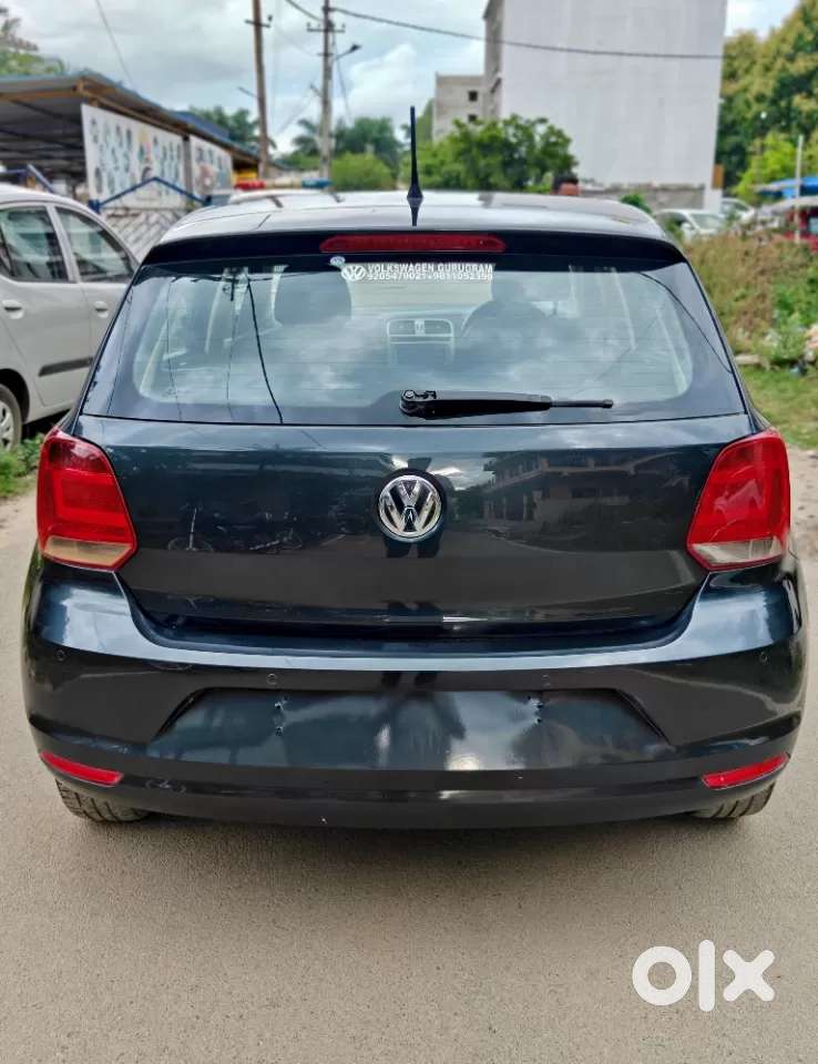 Volkswagen Polo Petrol Highline 1.2l, 2015, Petrol