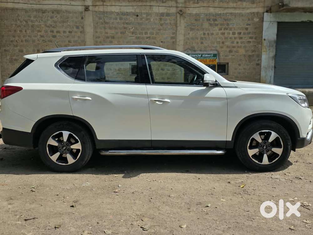 Mahindra Alturas G4 4wd At, 2019, Diesel