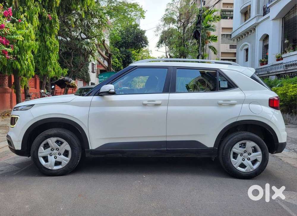 Hyundai Venue S Plus Mt 1.2 Kappa, 2021, Petrol