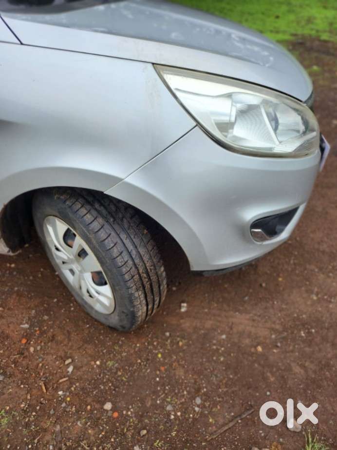 Tata Zest Xma, 2016, Petrol
