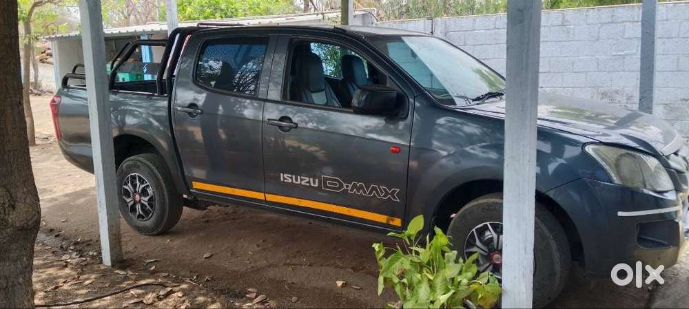 2016  Model Grey Colour
