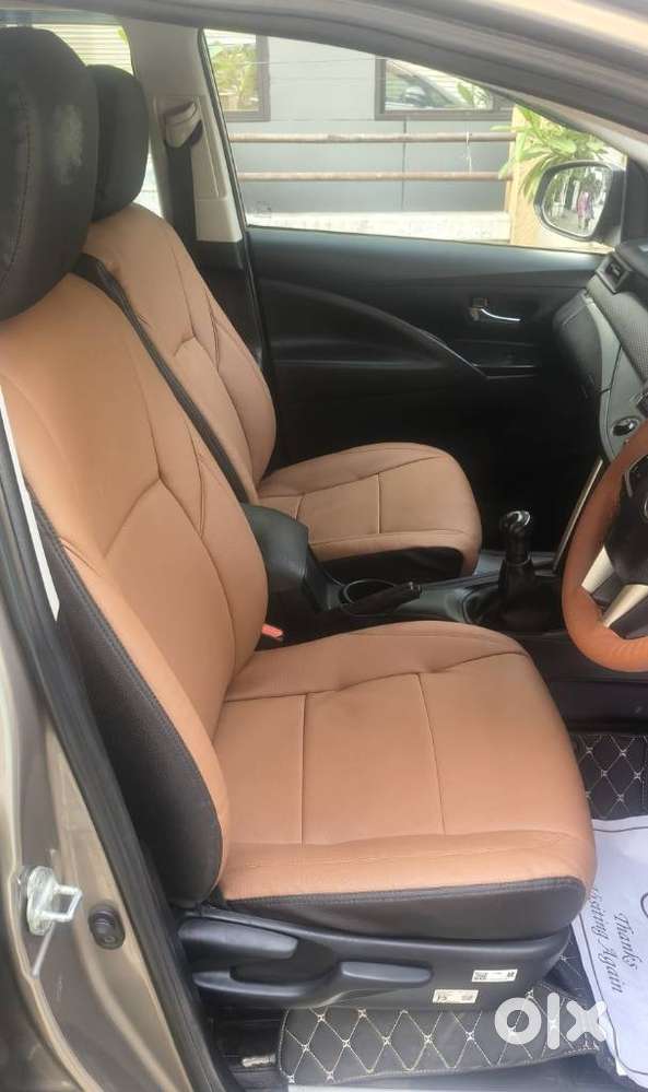 Toyota Innova Crysta 2.4 G Mt 7 Str, 2023, Diesel