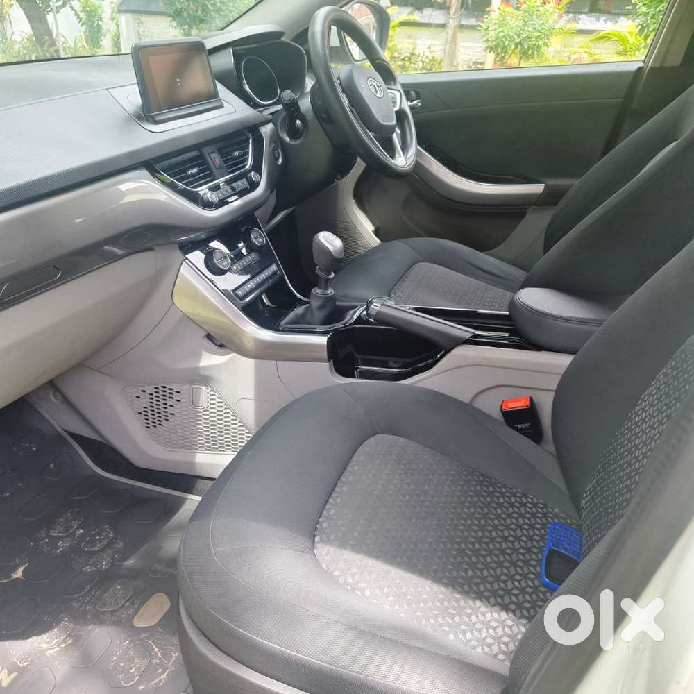 Tata Nexon 1.2 Revotron Xz Plus, 2017, Petrol