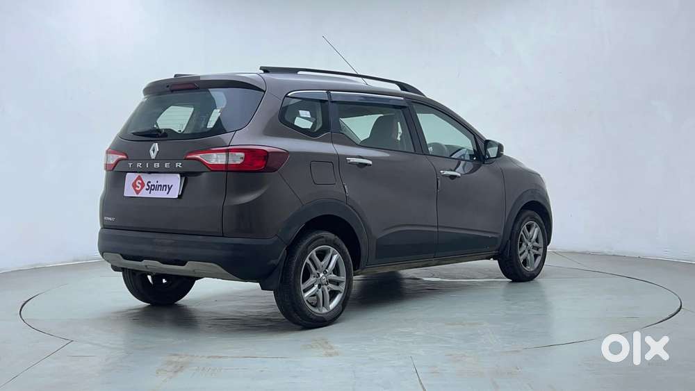 Renault Triber Rxz Easy-r Amt, 2024, Petrol