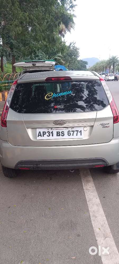 Ford Figo Diesel Titanium 2011
