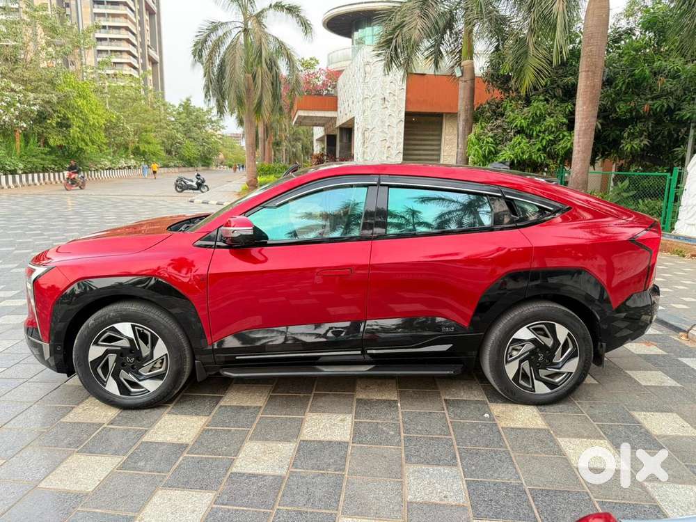 Mahindra Xev 9e Pack Three (top Model), 2025, Electric