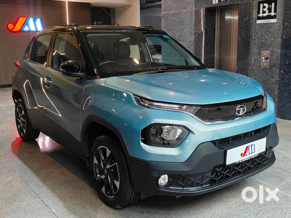 Tata Punch 1.2 Revotron Creative Amt Dual Tone, 2022, Petrol