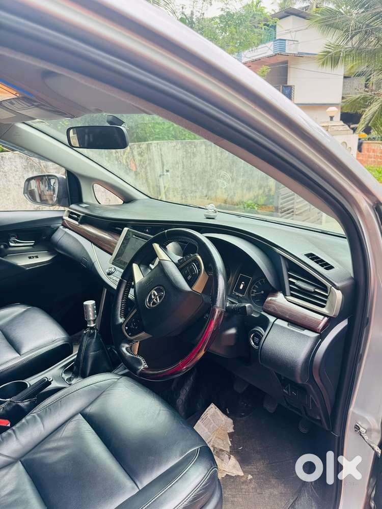 Toyota Innova Crysta 2016 Diesel Manual