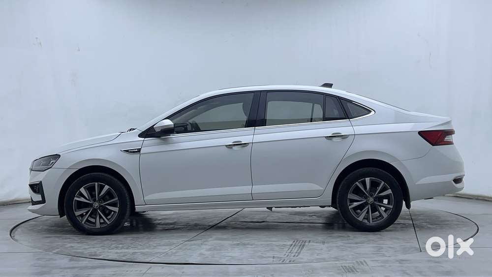 Skoda Slavia Style 1.0l Tsi Mt, 2022, Petrol