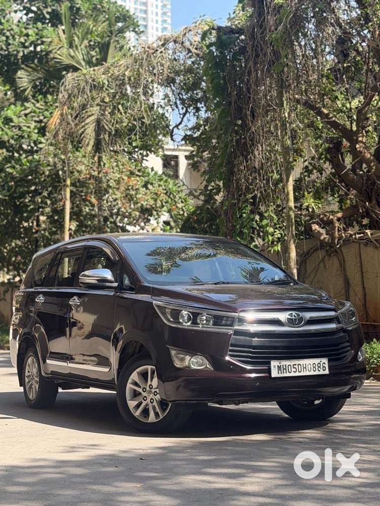Toyota Innova Crysta 2.4 V 8 Str, 2017, Diesel
