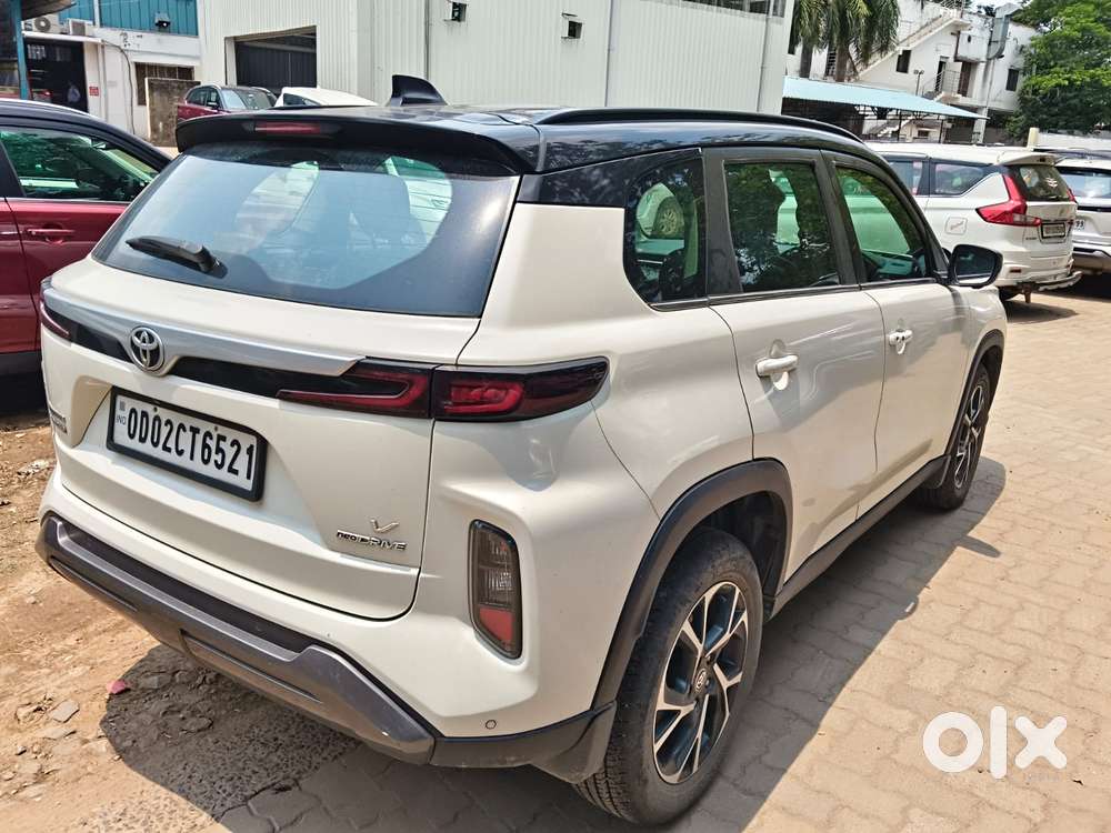 Toyota Urban Cruiser Hyryder 1.5 V Neo Drive, 2024, Petrol