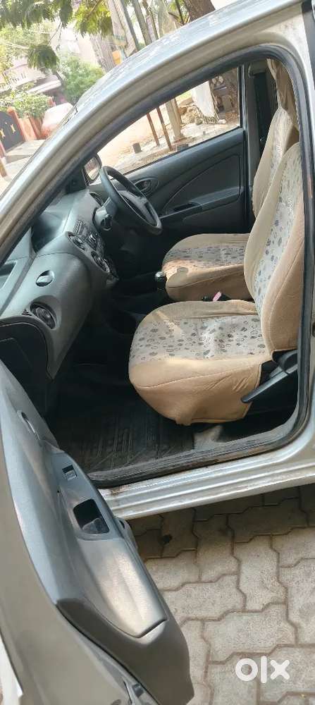 Toyota Etios Liva 2013 Petrol 100000 Km Driven