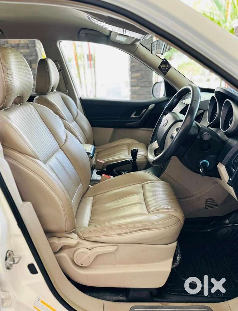 Mahindra Xuv500 2015