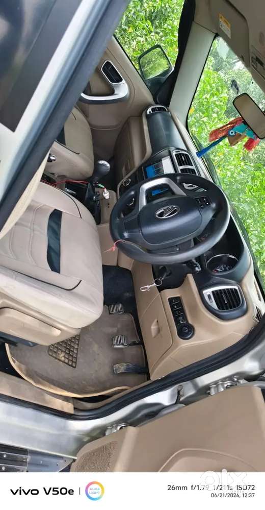 Mahindra Tuv 300 2016
