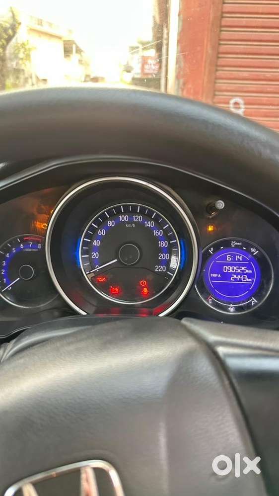 Honda Jazz 2016 Petrol 92000 Km Driven