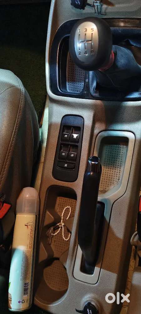 Mahindra Tuv 300 2017 Diesel 274900 Km Driven