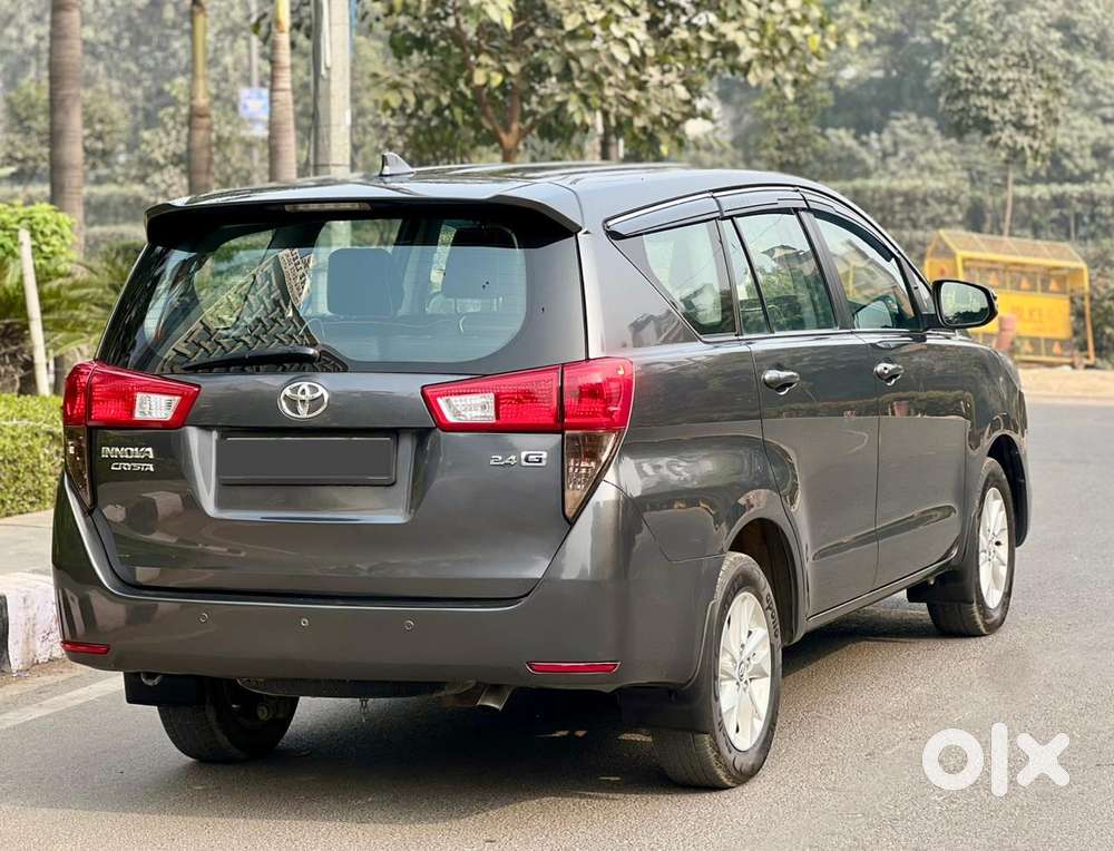 Toyota Innova Crysta 2.4 G Mt 7 Str, 2018, Diesel