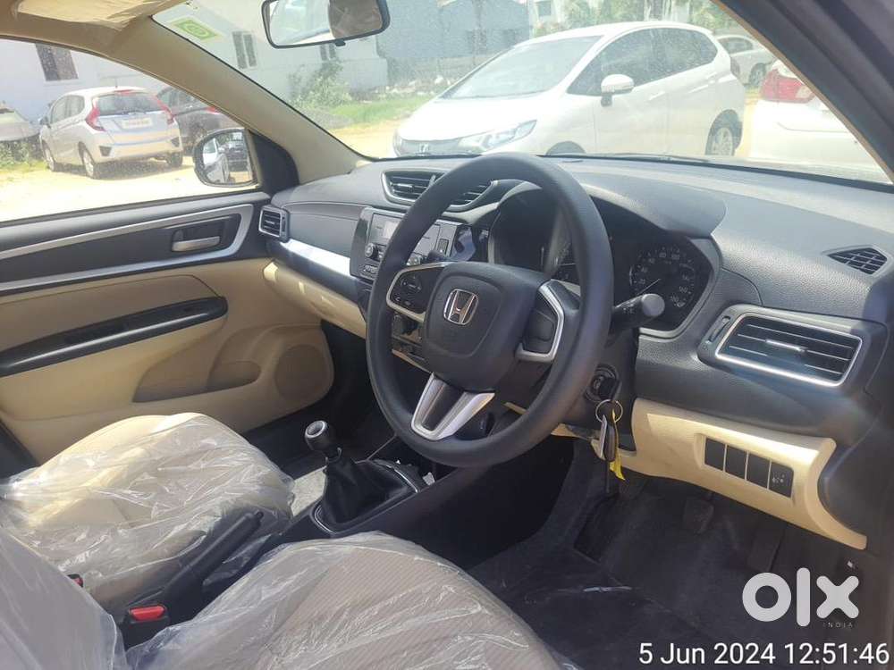 Honda Amaze 2024 Petrol 35000 Km Driven