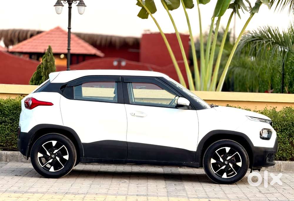 Tata Punch Accomplished Amt, 2022, Cng & Hybrids