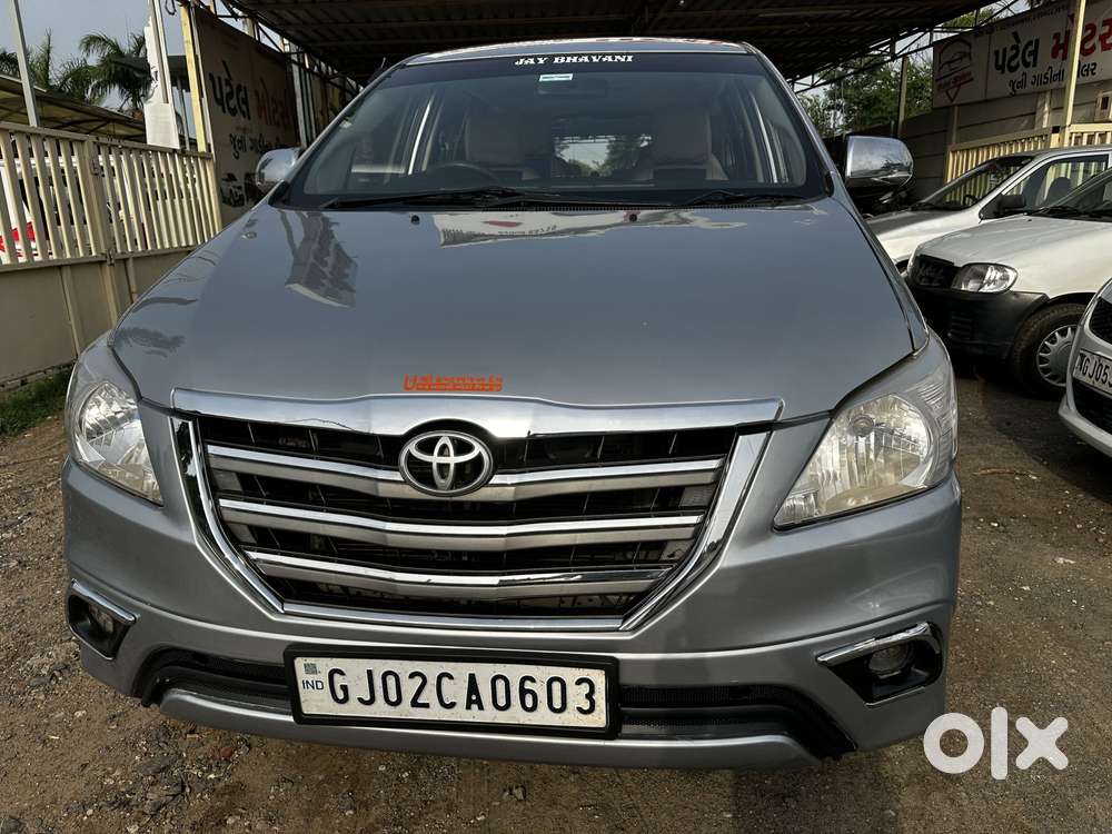 Toyota Innova 2.5 G (diesel) 8 Seater, 2015, Diesel