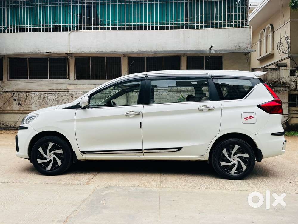 Maruti Suzuki Ertiga 1.5 Vxi, 2023, Petrol