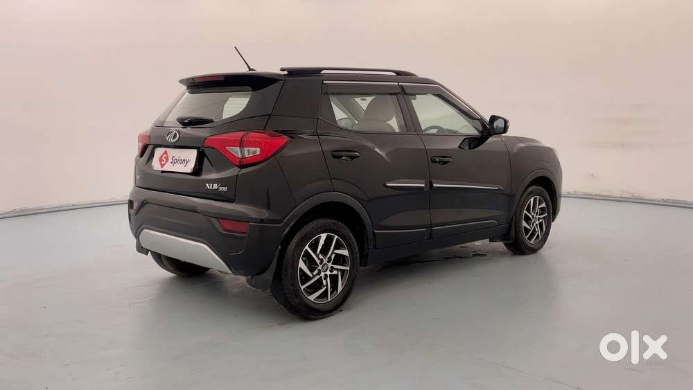 Mahindra Xuv300 W8 Option, 2022, Petrol