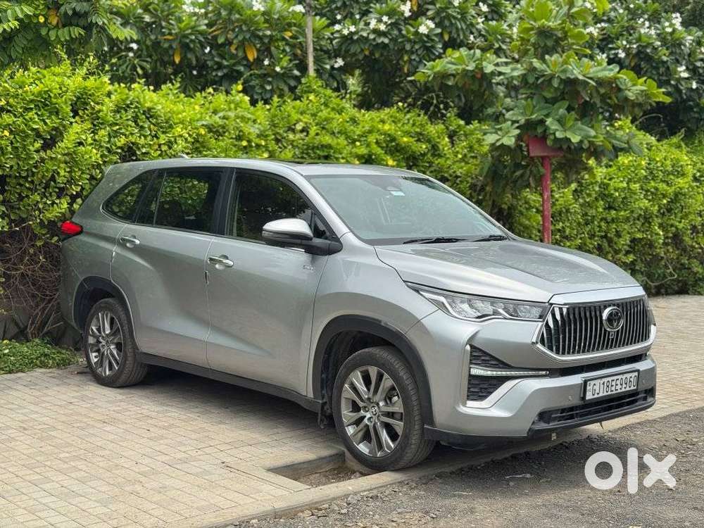 Toyota Innova Hycross 2.0 Zx Hybrid 7 Str, 2025, Electric