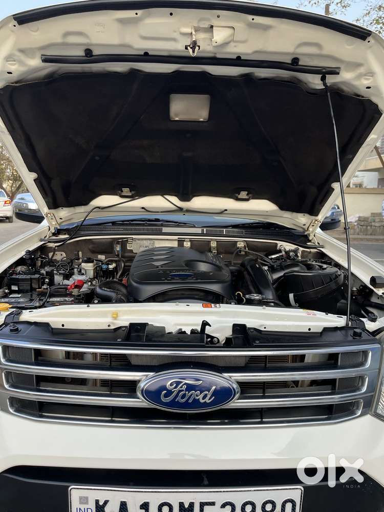 Ford Endeavour 3.2 Titanium At 4x4, 2014, Diesel