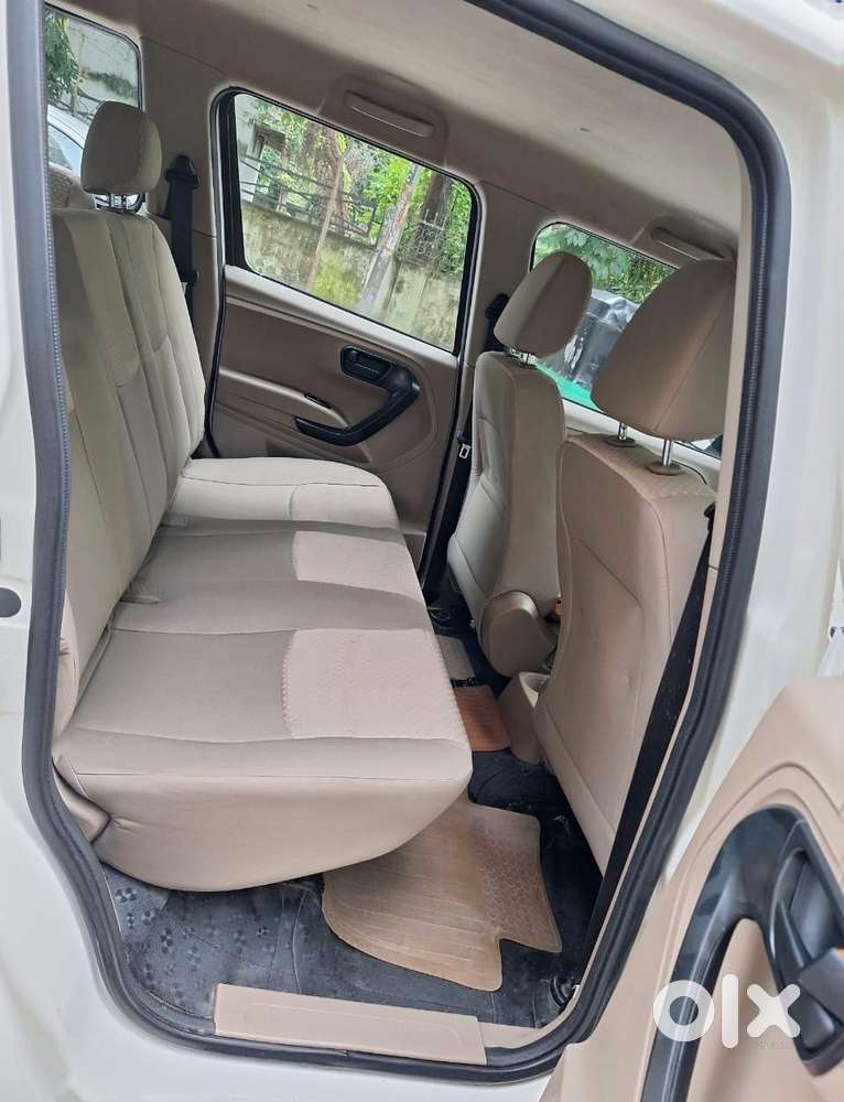 Mahindra Bolero Neo N8, 2022, Diesel